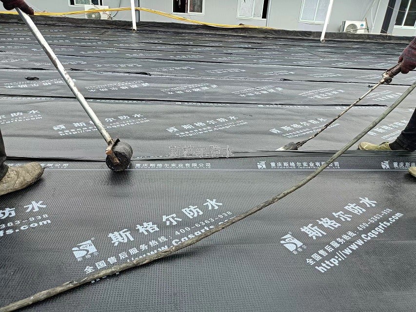 防水材料廠家告訴你，卷材空鋪法適用范圍和工法優勢